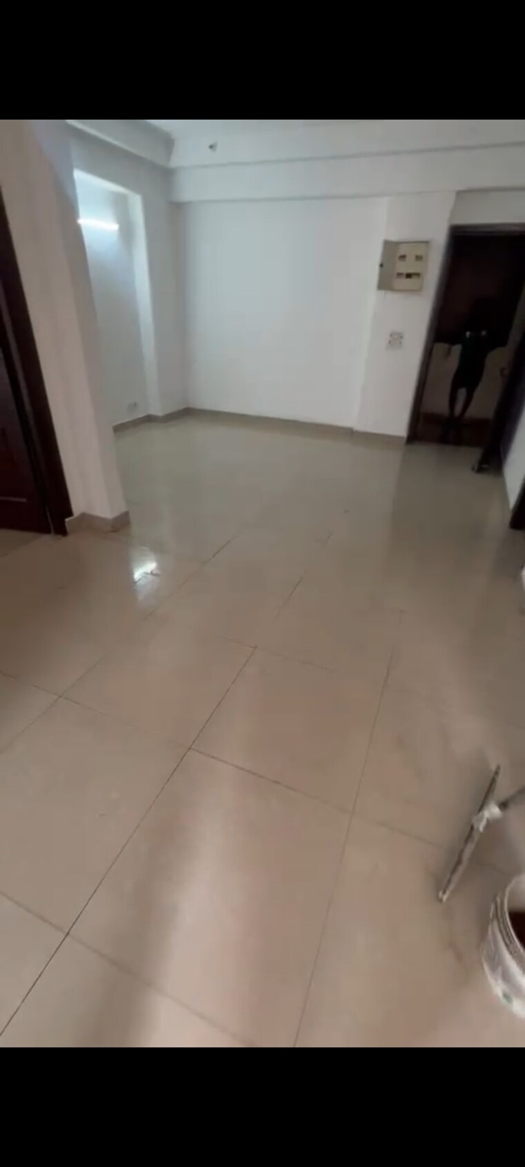 Room, amrapali-empire 2.5 Bedroom 1215 Sq.Ft. Apartment In Sain Vihar Ghaziabad 9024844