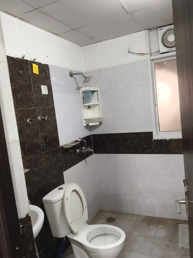 Bathroom, hawelia-valencia-homes 2 Bedroom 935 Sq.Ft. Apartment In Sector 1 Greater Noida Greater Noida 9024851