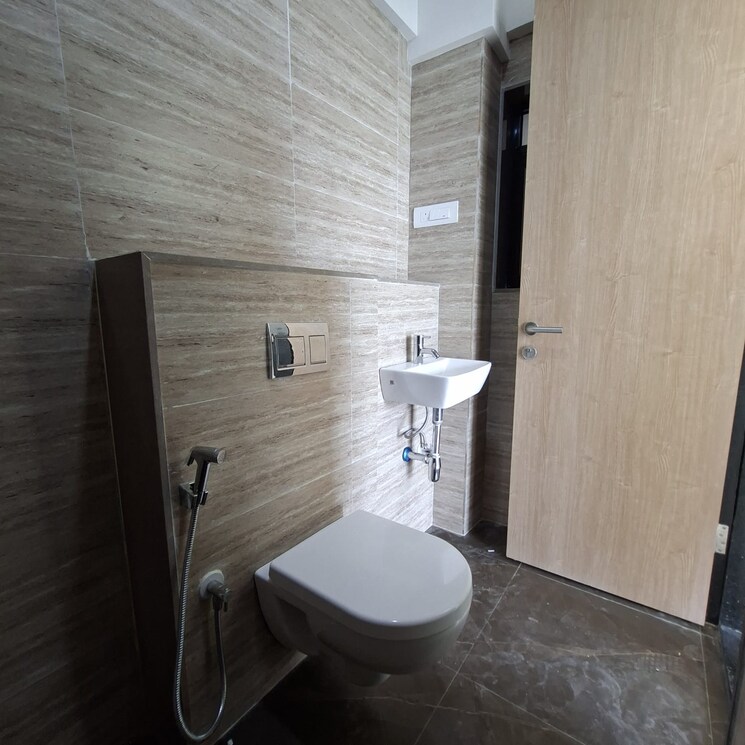 Bathroom, lodha-versova 2 Bedroom 630 Sq.Ft. Apartment In Versova Mumbai 9024874