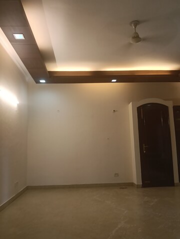 3 BHK Builder Floor For Rent in Iffco Colony