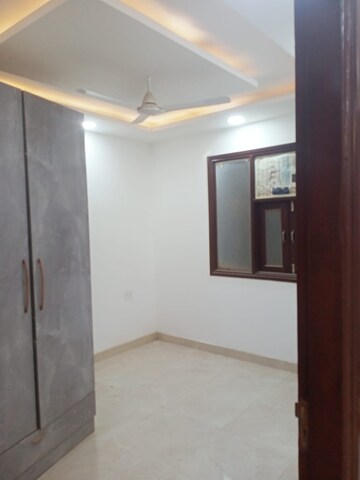 Room in 2 BHK Builder Floor at Sultanpur – for Sale