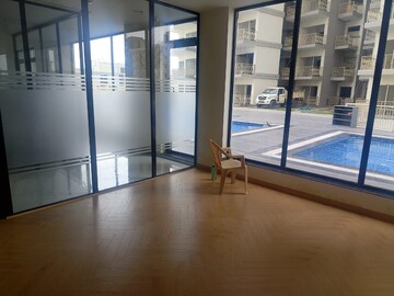 Room in 2 BHK Apartment at Pareena Micasa, Sector 68 – for Sale