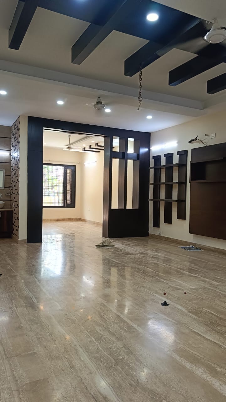 3 BHK + Pooja Room Builder Floor For Rent in RWA Apartments Sector 51