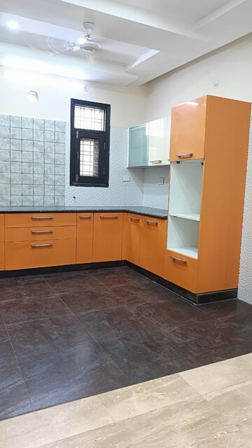 Kitchen in 3 BHK Builder Floor at RWA Apartments Sector 51, Sector 51 – for Rent