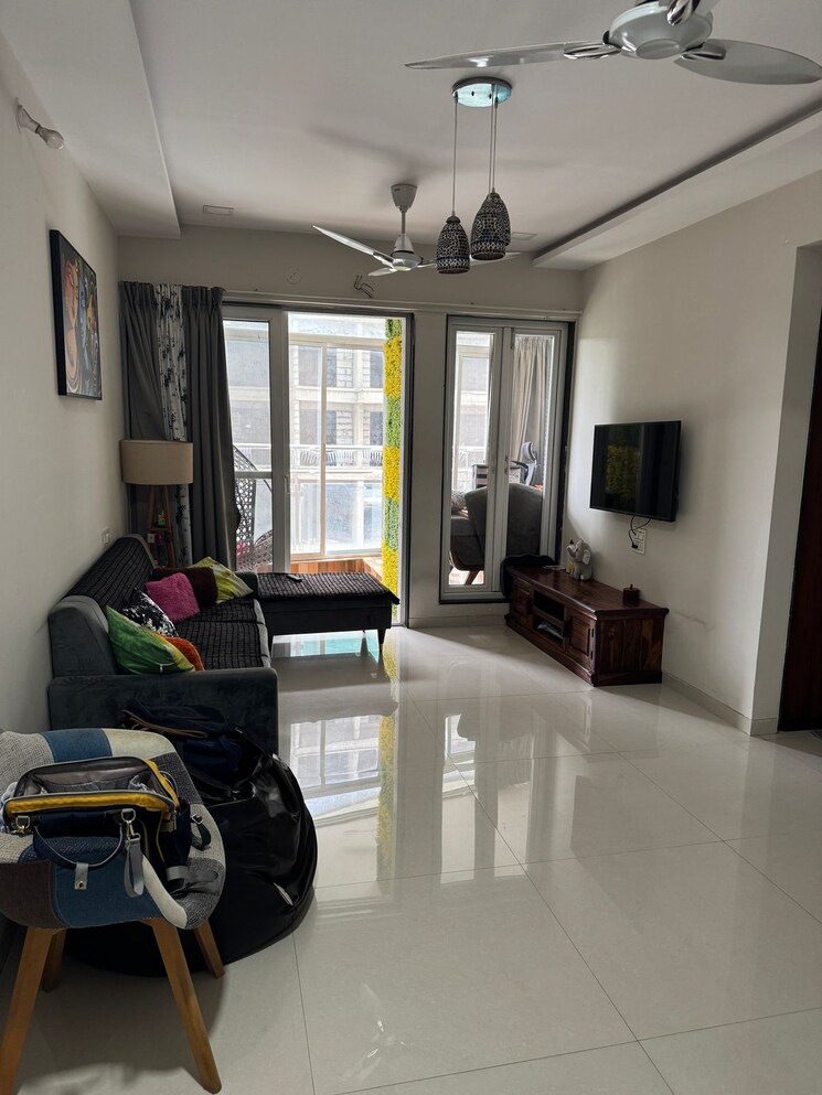 Living Room, kumar-picasso 2 Bedroom 846 Sq.Ft. Apartment In Hadapsar Pune 9024928