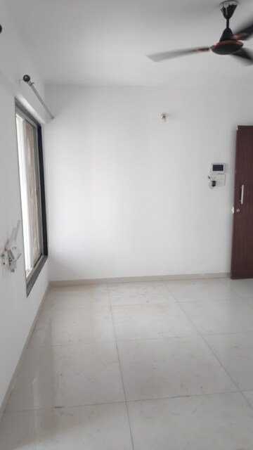 Room in 1 BHK Apartment at Kumar Samruddhi Society, Vishrantwadi – for Rent