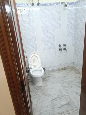 Master Bedroom in 2 BHK Independent House at RWA Apartments Sector 26, Sector 26 – for Rent