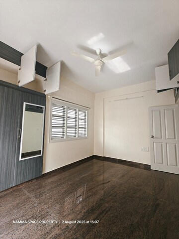 Room in 2 BHK Builder Floor at Hsr Layout – for Rent