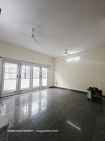 Room in 2 BHK Builder Floor at Hsr Layout – for Rent
