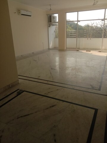 2 BHK Apartment For Rent in Gaur City-2, Gaur City 2