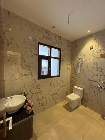 Attached Bathroom in 5 BHK Villa at Ambala Highway – for Sale