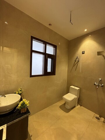 Bathroom in 5 BHK Villa at Ambala Highway – for Sale