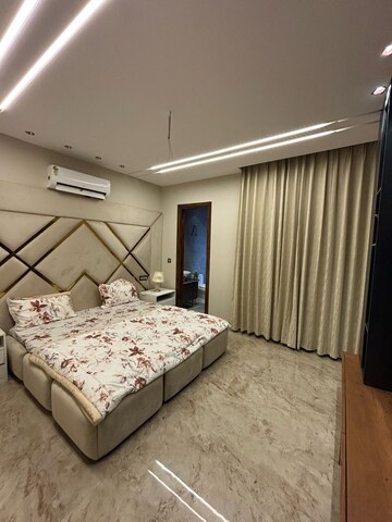 Bedroom in 5 BHK Villa at Ambala Highway – for Sale
