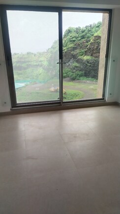 2 BHK + Extra Room Apartment For Sale in K Raheja Vihar