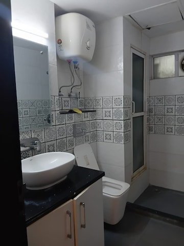 Team Area in 3 BHK Apartment at Vatika City, Sector 49 – for Rent