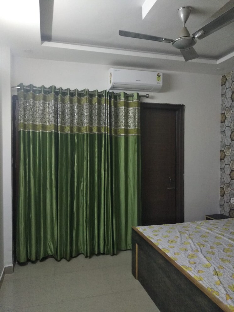 Bedroom, mp-metro-towers 3 Bedroom 1700 Sq.Ft. Apartment In Dhakoli Zirakpur 9025029
