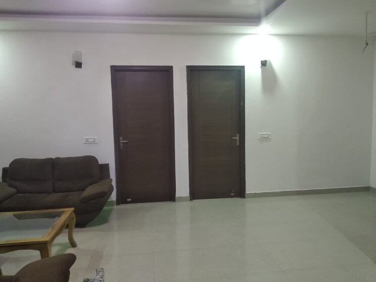 Room, mp-metro-towers 3 Bedroom 1700 Sq.Ft. Apartment In Dhakoli Zirakpur 9025029