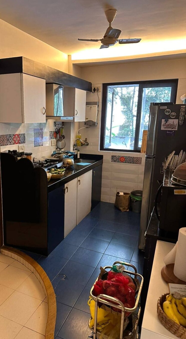 Team Area, andheri west 2 Bedroom 820 Sq.Ft. Apartment In Andheri West Mumbai 9025045