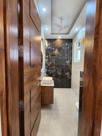 Living Room in 2 BHK Builder Floor at Sheikh Sarai – for Rent