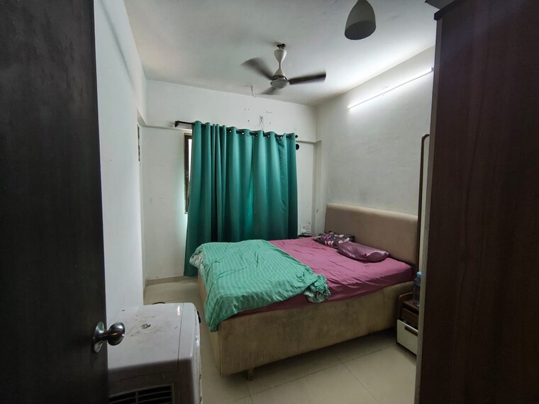 Bedroom, versova 1 Bedroom 460 Sq.Ft. Apartment In Versova Mumbai 9025289