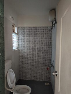 2 BHK Apartment For Sale in Om Golden Palms