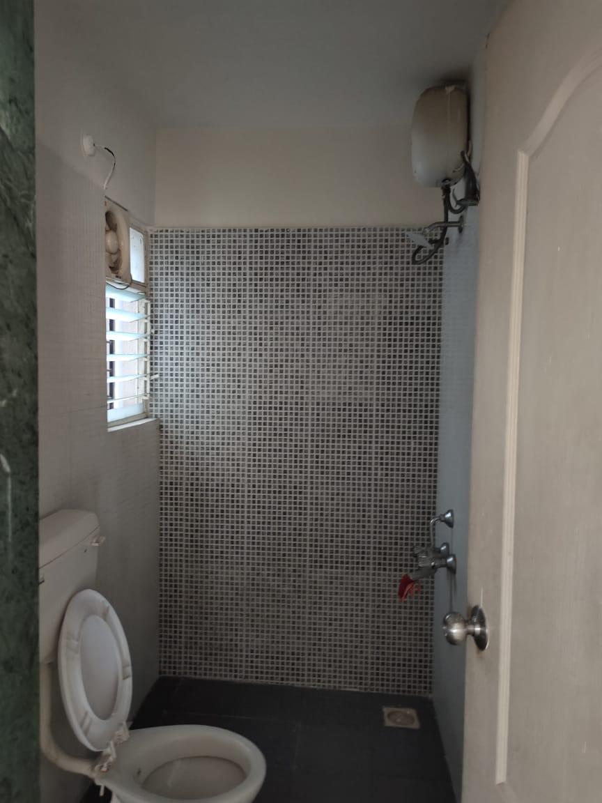 2 BHK Apartment For Sale in Om Golden Palms