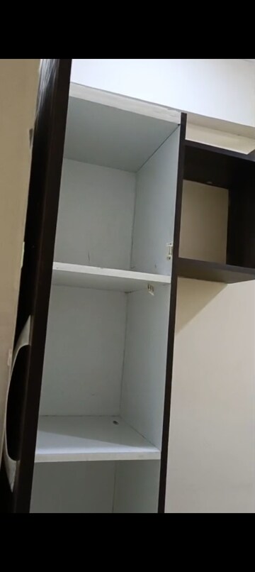 Room in 2.5 BHK Apartment at Gaur City 6th Avenue, Sector 4 Greater Noida – for Sale