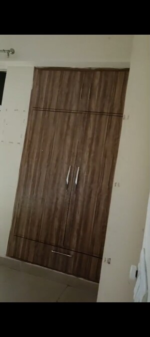 Building Lobby in 2.5 BHK Apartment at Gaur City 6th Avenue, Sector 4 Greater Noida – for Sale