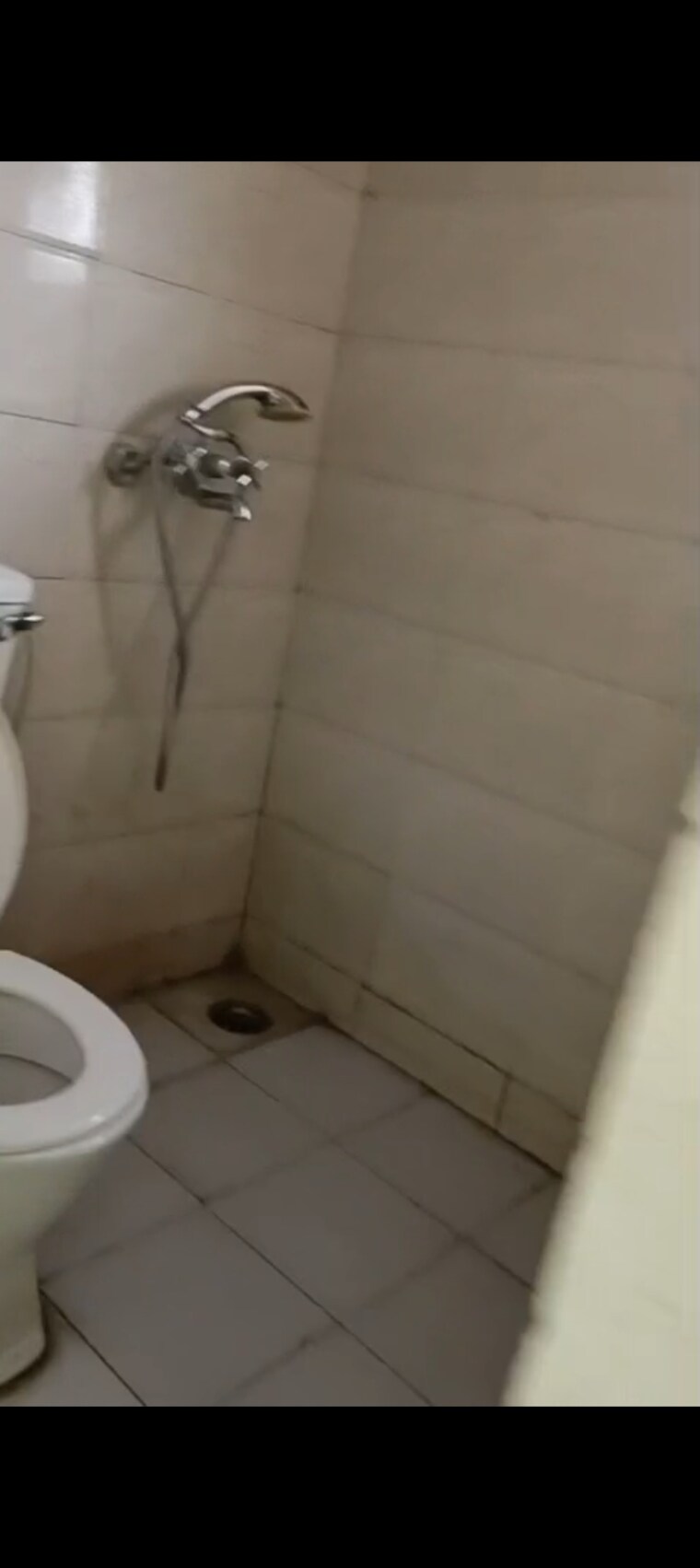 Bathroom, gaur-city-6th-avenue 2.5 Bedroom 1175 Sq.Ft. Apartment In Sector 4 Greater Noida Greater Noida 9025102