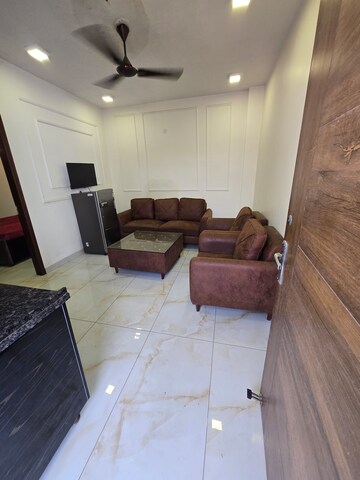 Living Room in 1.5 BHK Builder Floor at Lajpat Nagar ii – for Rent