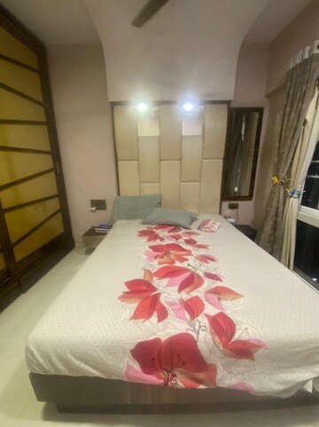 Bedroom in 2 BHK Apartment at Goregaon West – for Rent