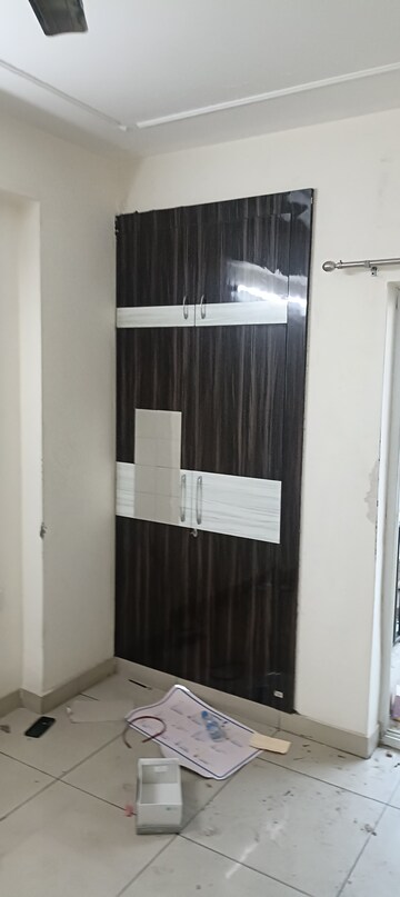 2 BHK Apartment For Rent in Panchsheel Pebbles, Vaishali Sector 3