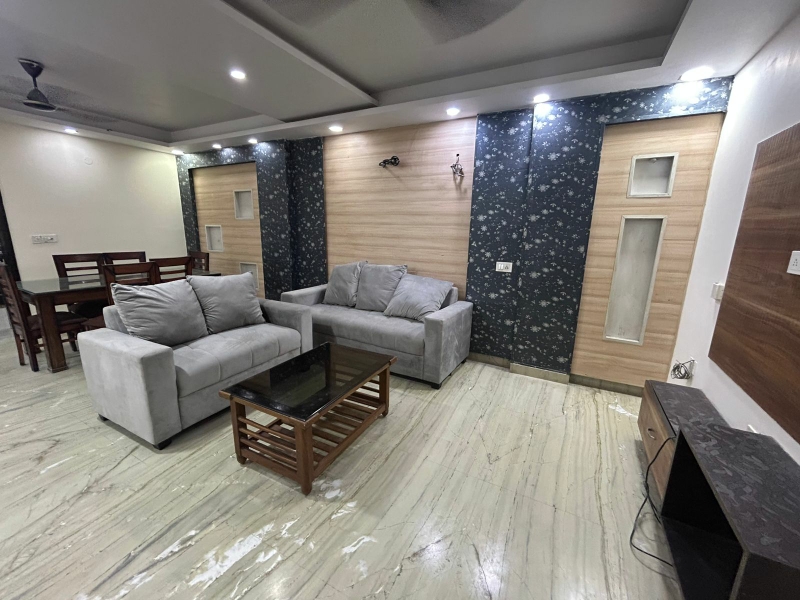 3.5 BHK + Pooja Room Builder Floor For Rent in Mansarover Garden