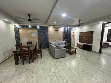 Living Room in 3.5 BHK Builder Floor at Mansarover Garden – for Rent