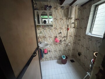 Bathroom in 1 BHK Apartment at Samrat Ashok CHS, Kandivali East – for Rent