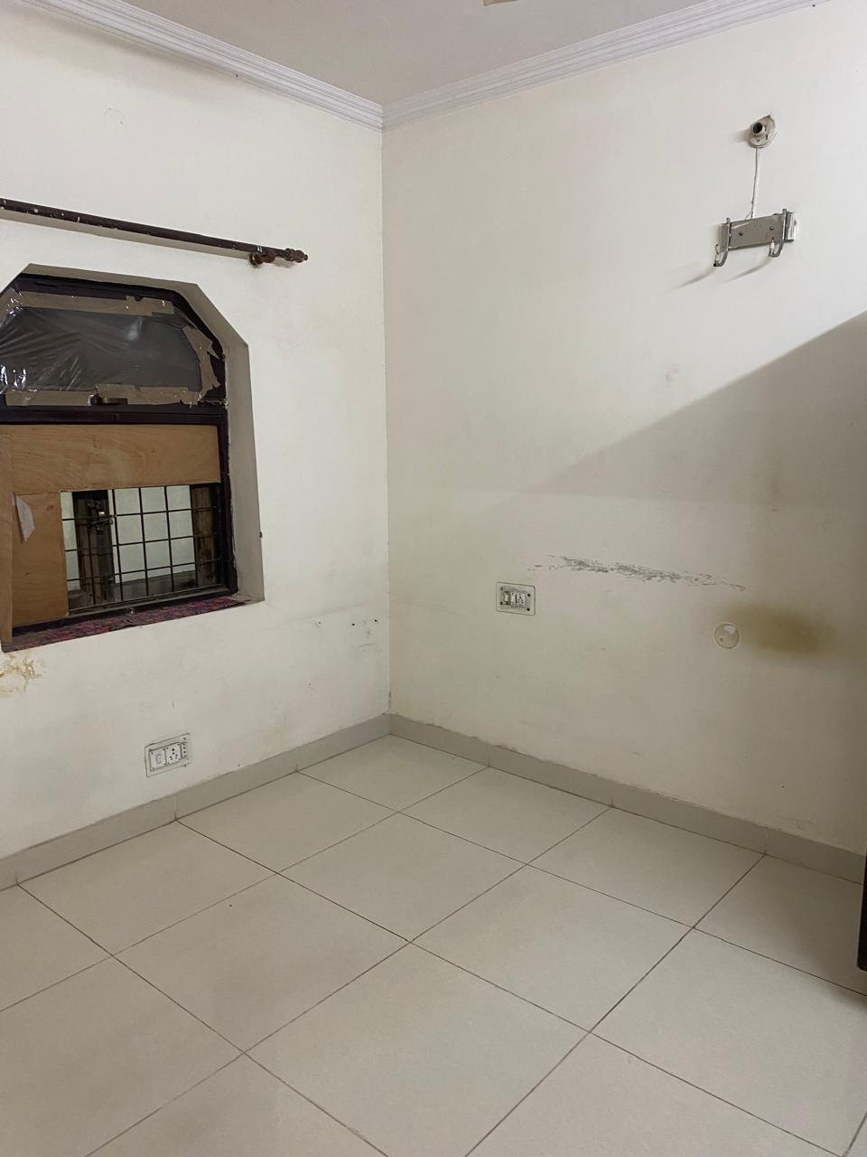 2 BHK Apartment For Rent in Supertech Ecovillage II