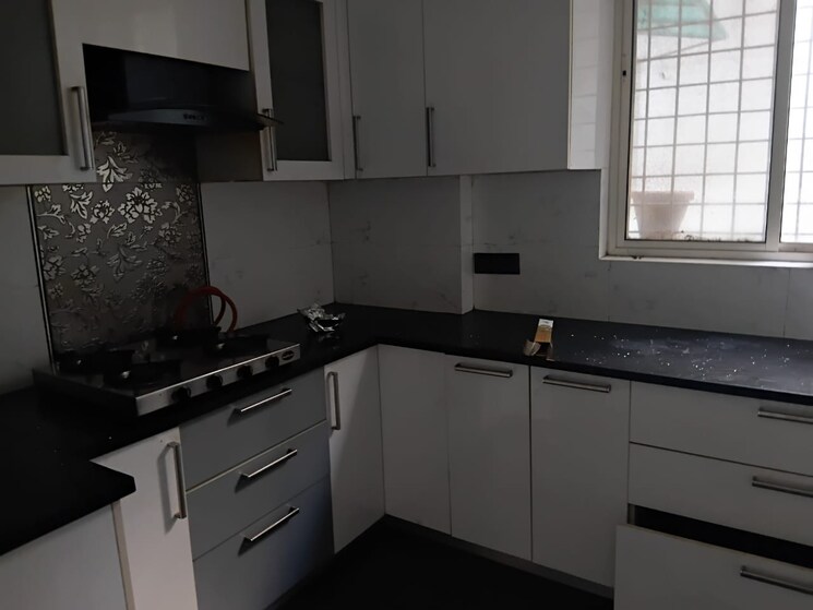 Kitchen, smart-world-orchard 3.5 Bedroom 1650 Sq.Ft. Apartment In Sector 61 Gurgaon 9025321