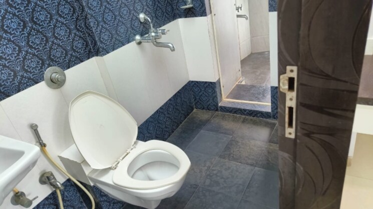 Bathroom, shelton-apartment 3 Bedroom 1200 Sq.Ft. Apartment In Santacruz East Mumbai 9025356