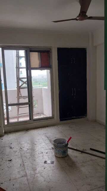 Room in 2 BHK Apartment at Value Infra Meadows Vista1, Raj Nagar Extension – for Sale