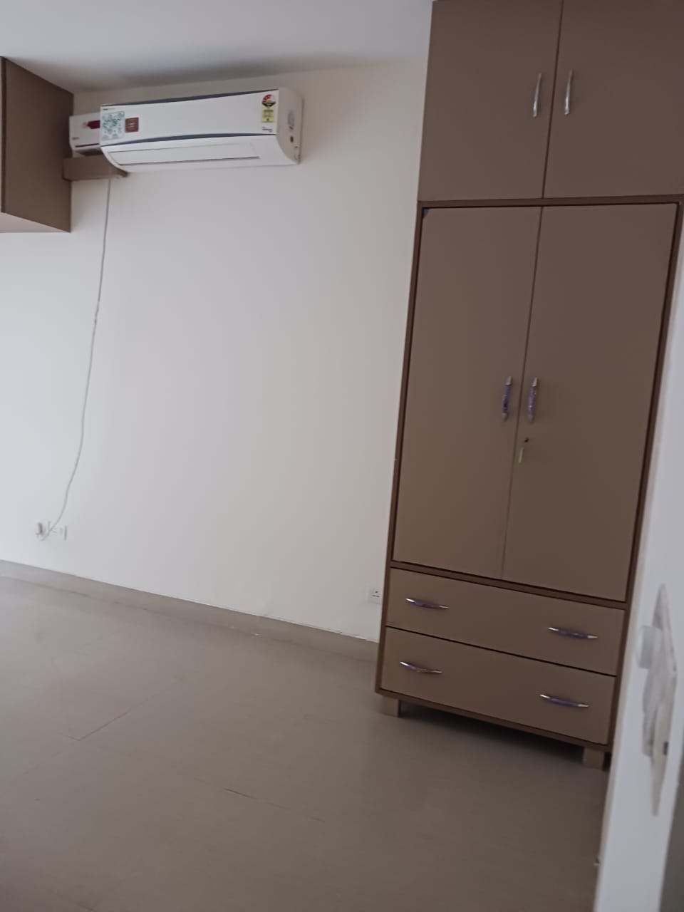 4 BHK + Servant Room,Study Room Apartment For Rent in Emaar Emerald Floors Premier