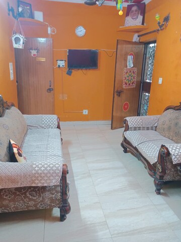 Bedroom in 5 BHK Independent House at Sector 27 – for Sale