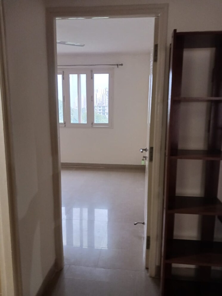 Room, emaar-emerald-floors-premier 3 Bedroom 1600 Sq.Ft. Apartment In Sector 65 Gurgaon 9025380