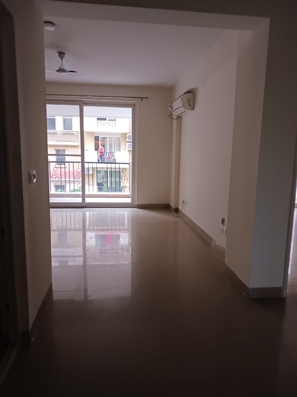 4 BHK + Servant Room,Study Room Apartment For Rent in Emaar Emerald Floors Premier