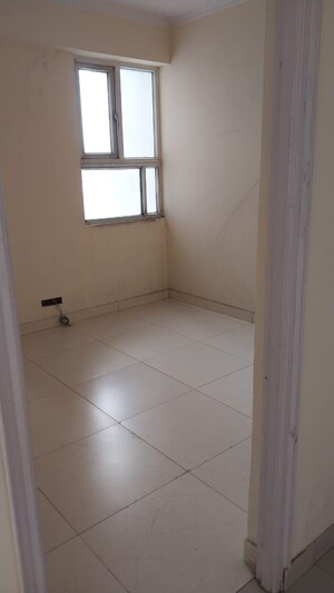 Room in 3 BHK Apartment at Value Infra Meadows Vista1, Raj Nagar Extension – for Sale