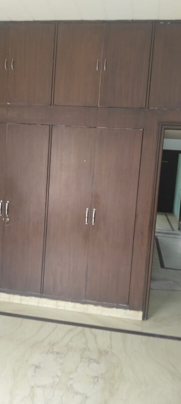 2 BHK Apartment For Rent in Ajnara Homes, Sector 16b Greater Noida