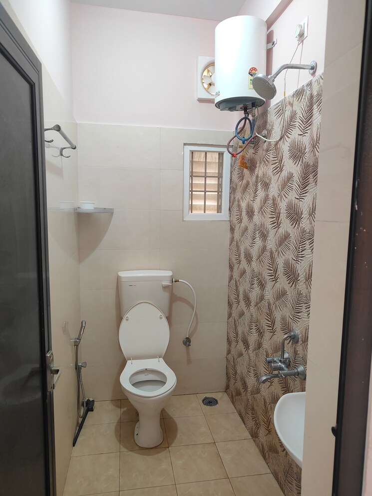 Bathroom, gm palya 1 Bedroom 500 Sq.Ft. Builder Floor In Gm Palya Bangalore 9025472