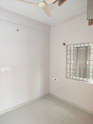 Room in 1 BHK Builder Floor at Gm Palya – for Rent