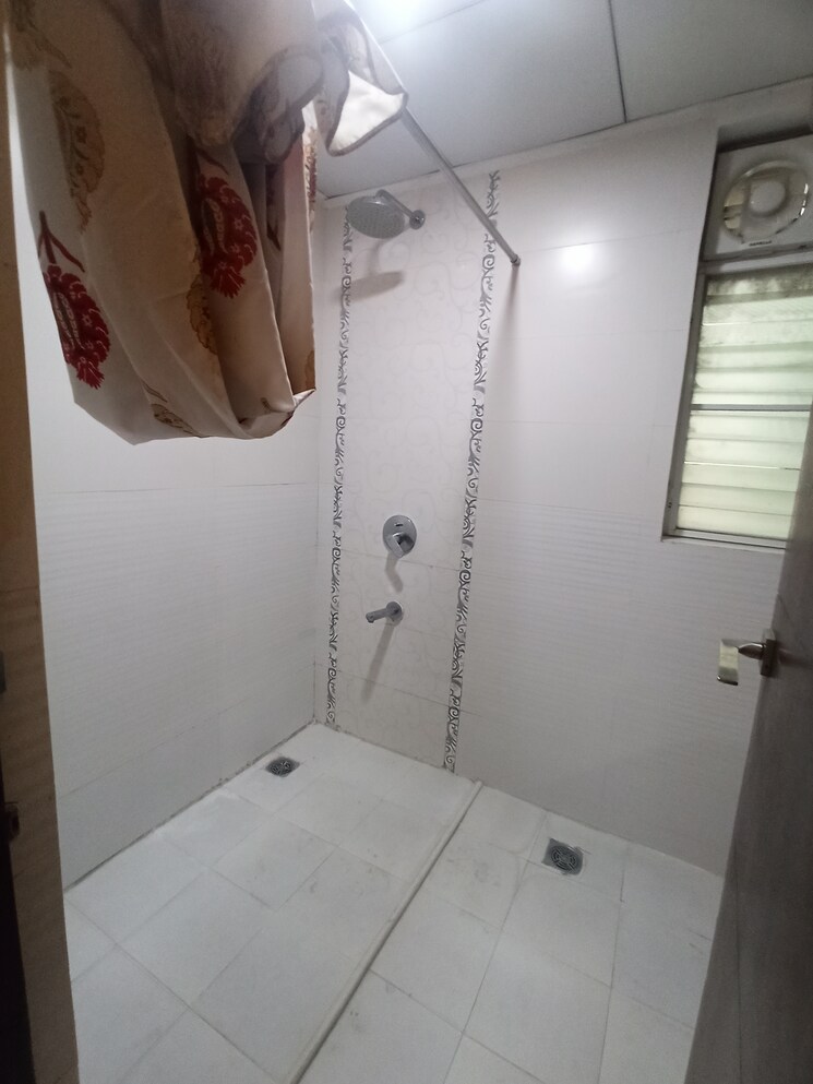 Bathroom, kavuri-hills 3 Bedroom 2200 Sq.Ft. Apartment In Madhapur Hyderabad 9025486