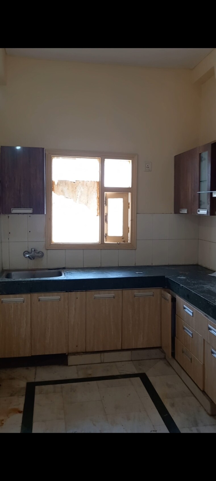 Kitchen, pi i and ii greater noida 3 Bedroom 1650 Sq.Ft. Apartment In Pi I And Ii Greater Noida Greater Noida 9025491