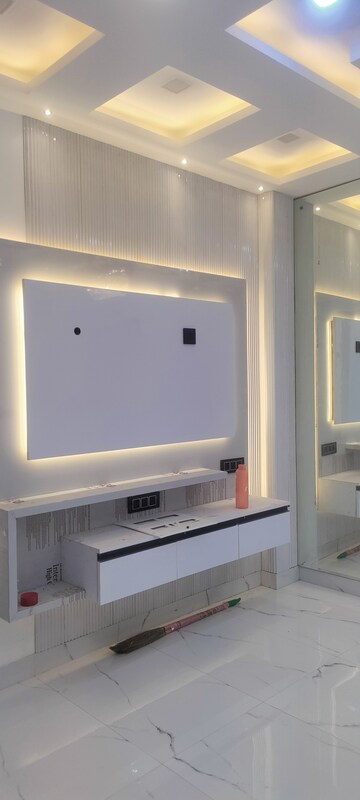 Furnished Amenities in 3 BHK Apartment at Shiv The Ozone Solitaire, Sector 87 – for Rent
